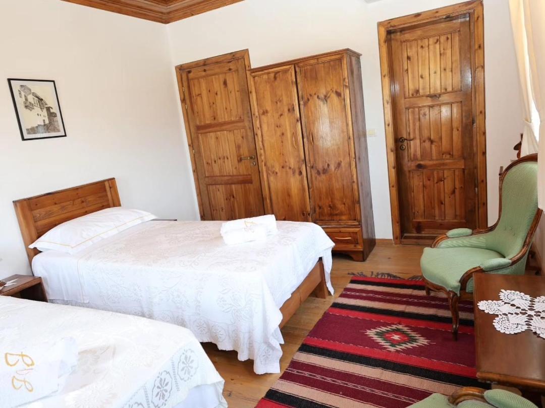 בראט Guest House J.Prifti מראה חיצוני תמונה