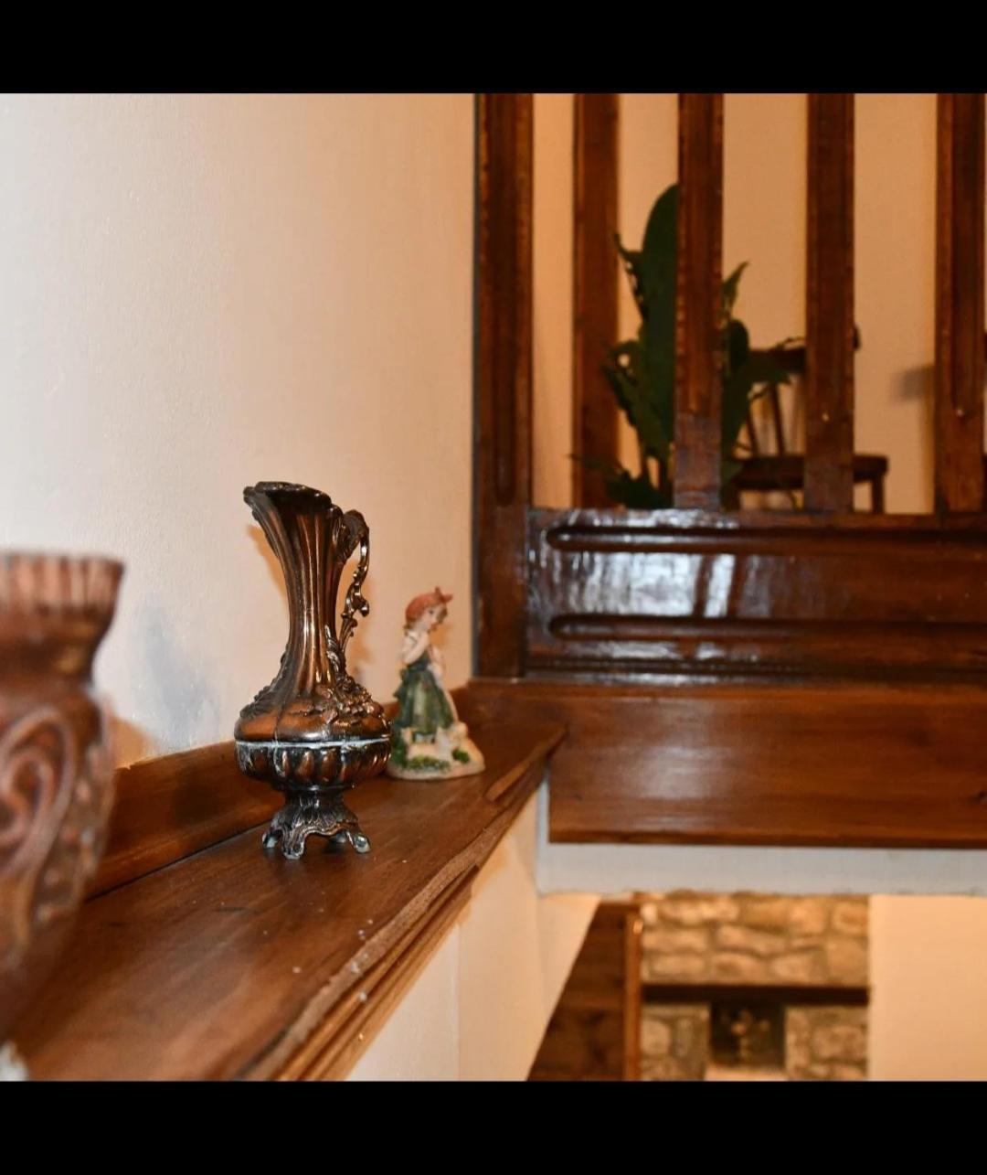 בראט Guest House J.Prifti מראה חיצוני תמונה